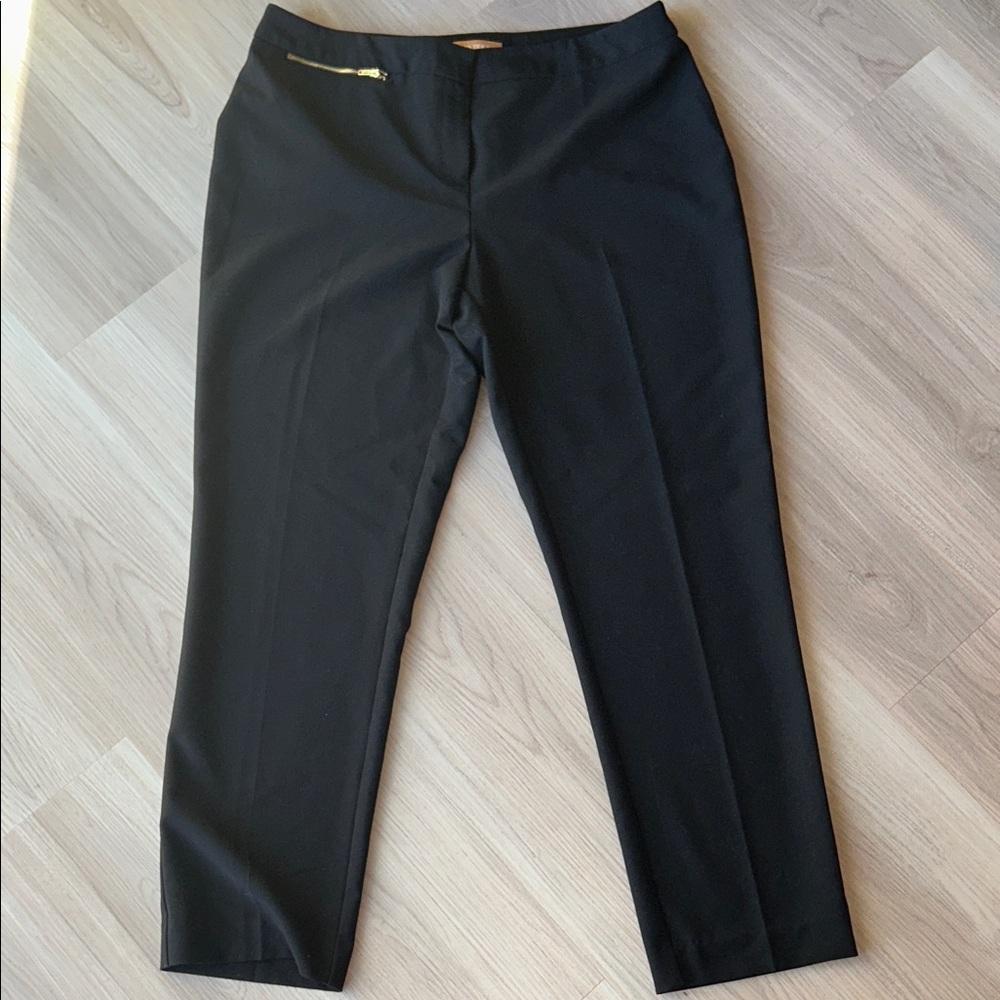 Ellen Tracy Straight Leg Ankle Pant 10 Black Gold Zipper Lightweight Casual